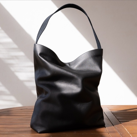 11600 full grain leather shoulder/hobo bag - Picture 1 of 7